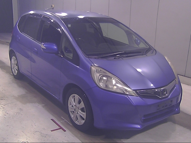 HONDA FIT — фото