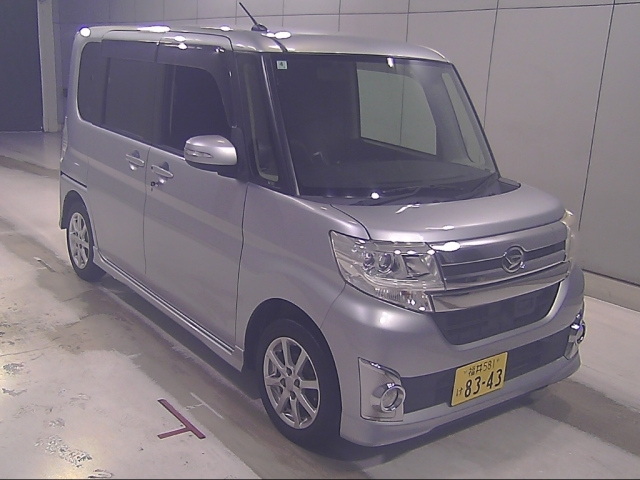 DAIHATSU TANTO — фото