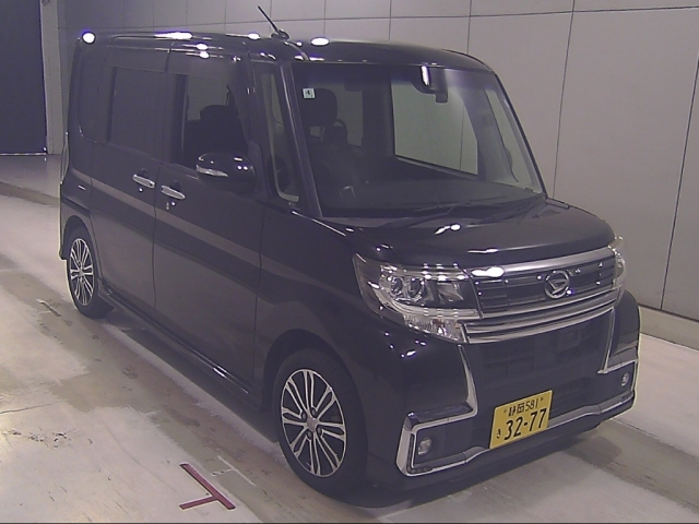 DAIHATSU TANTO — фото