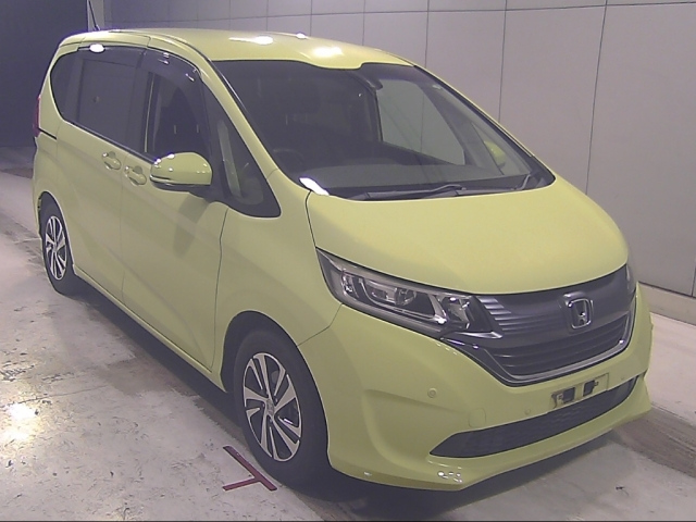 HONDA FREED — фото