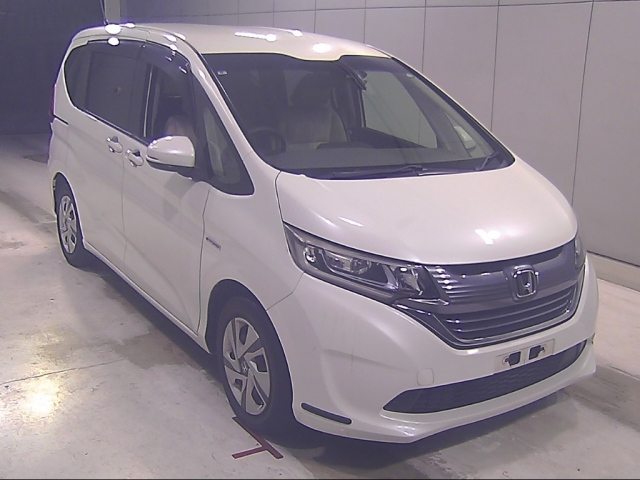HONDA FREED — фото