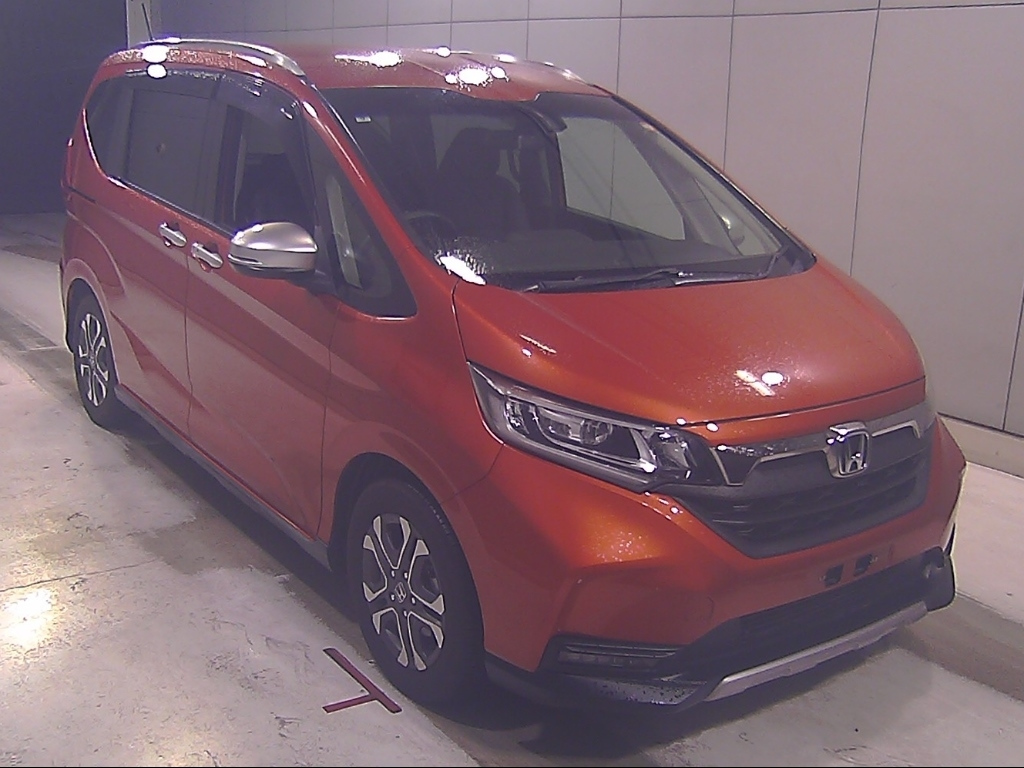HONDA FREED — фото