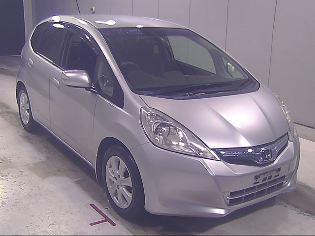 HONDA FIT — фото