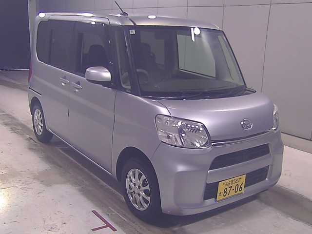 DAIHATSU TANTO — фото
