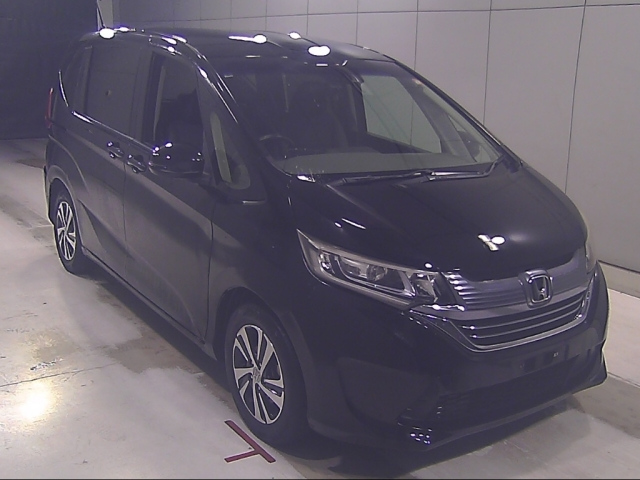 HONDA FREED — фото
