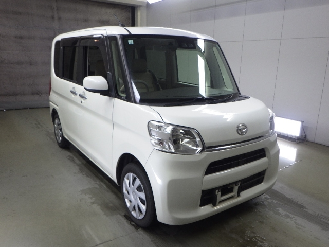 DAIHATSU TANTO — фото