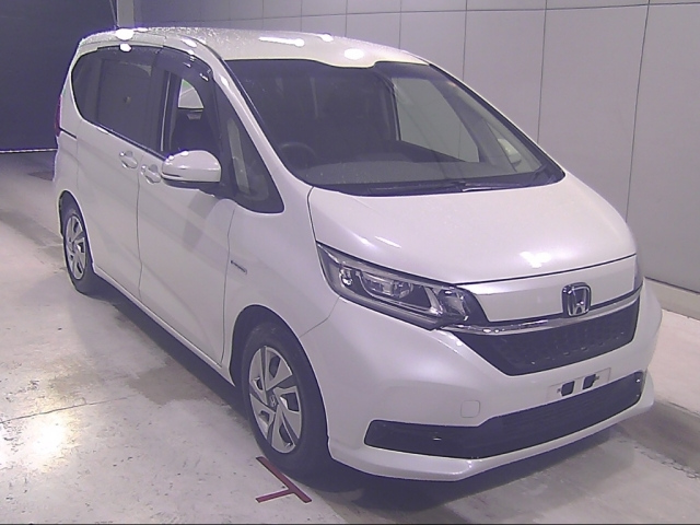 HONDA FREED — фото