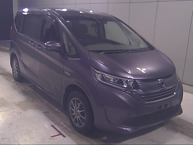 HONDA FREED — фото