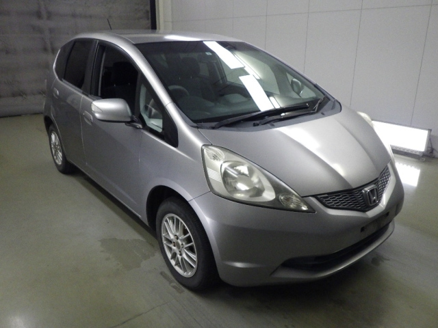 HONDA FIT — фото