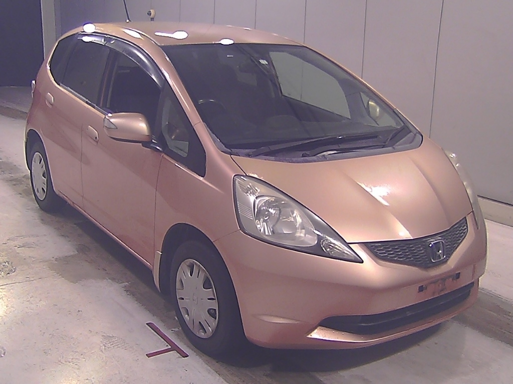 HONDA FIT — фото
