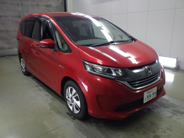HONDA FREED — фото