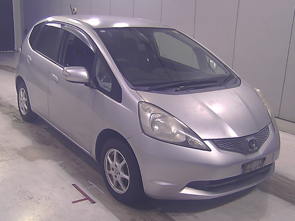 HONDA FIT — фото