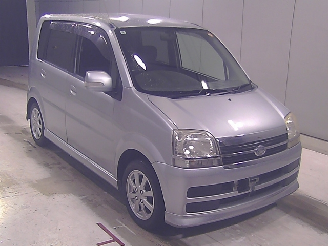 DAIHATSU MOVE — фото