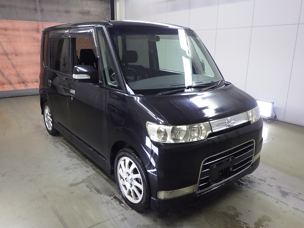DAIHATSU TANTO — фото