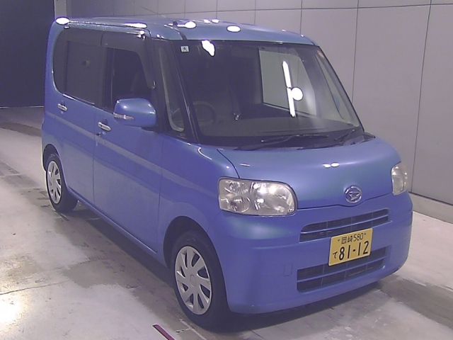 DAIHATSU TANTO — фото
