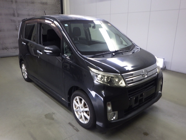DAIHATSU MOVE — фото