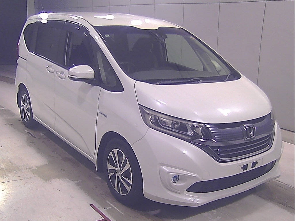 HONDA FREED — фото