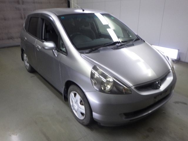 HONDA FIT — фото