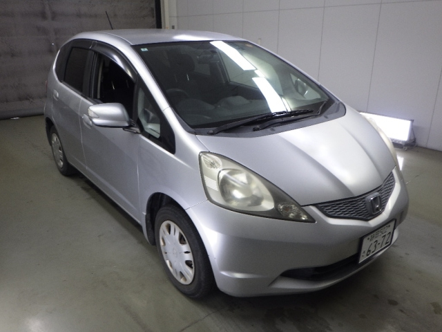 HONDA FIT — фото