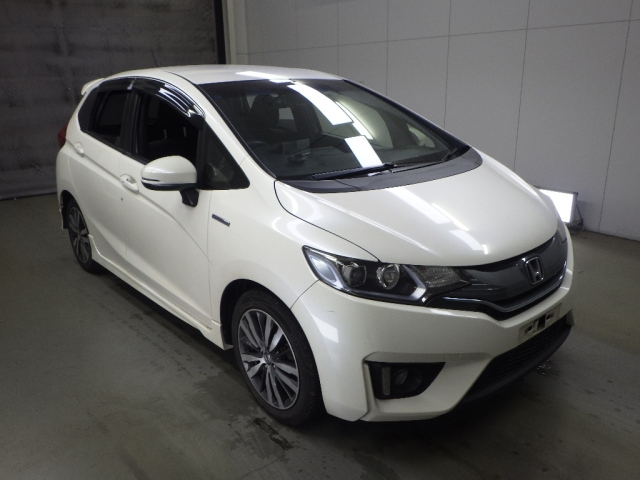 HONDA FIT — фото