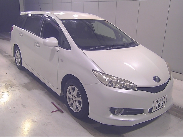 TOYOTA WISH