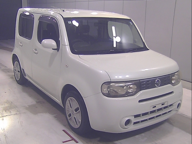 NISSAN CUBE — фото