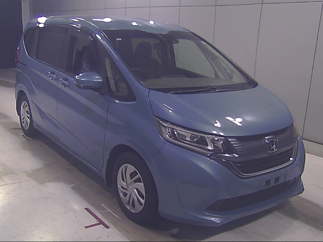 HONDA FREED — фото