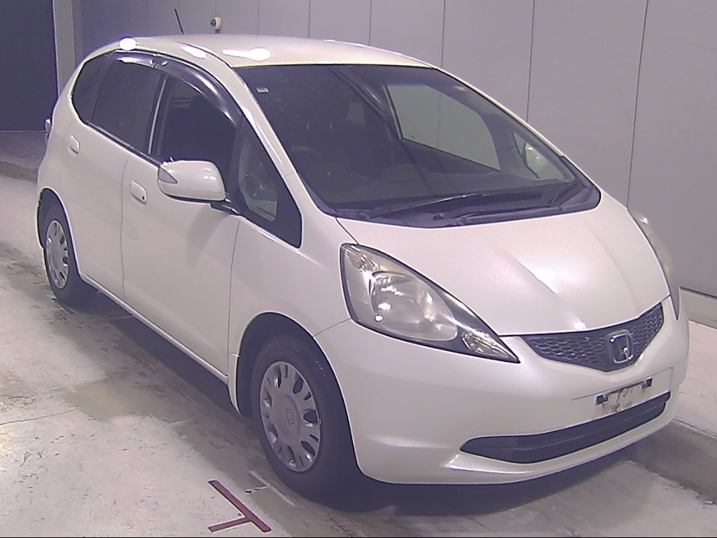 HONDA FIT — фото