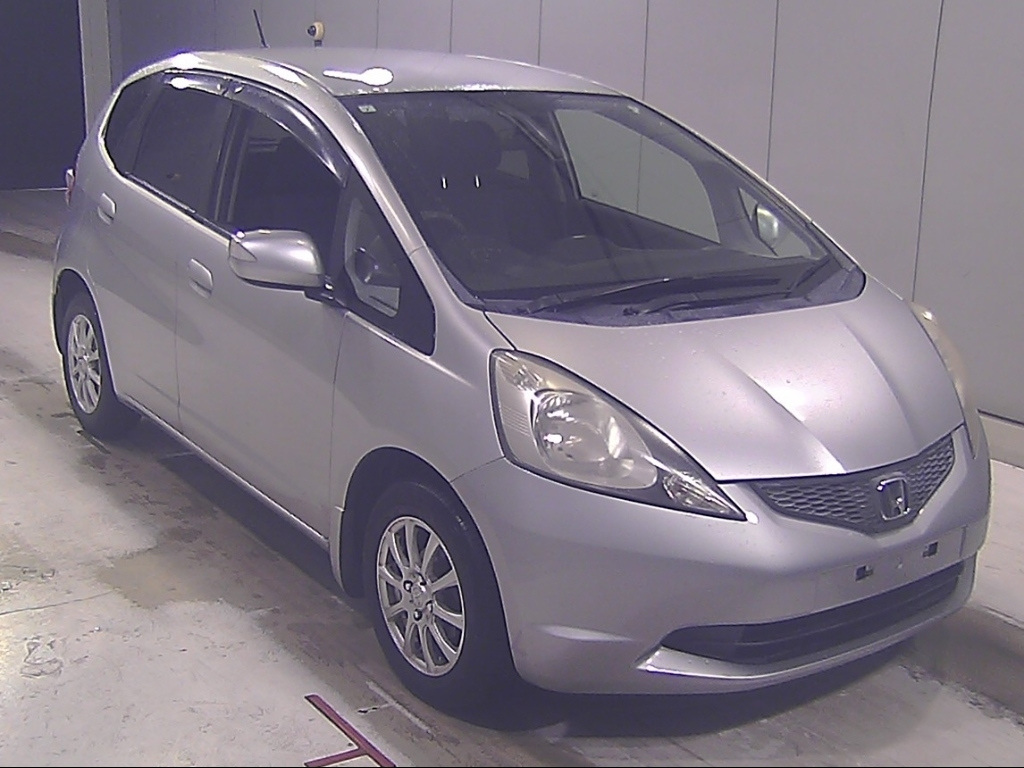 HONDA FIT — фото