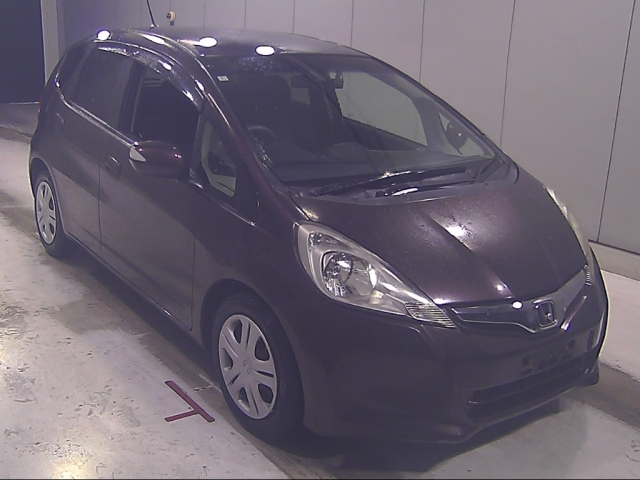 HONDA FIT — фото