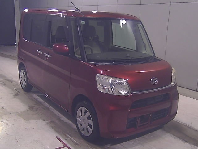 DAIHATSU TANTO — фото