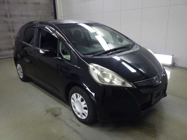HONDA FIT — фото
