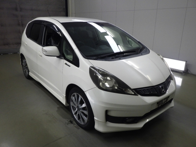 HONDA FIT — фото