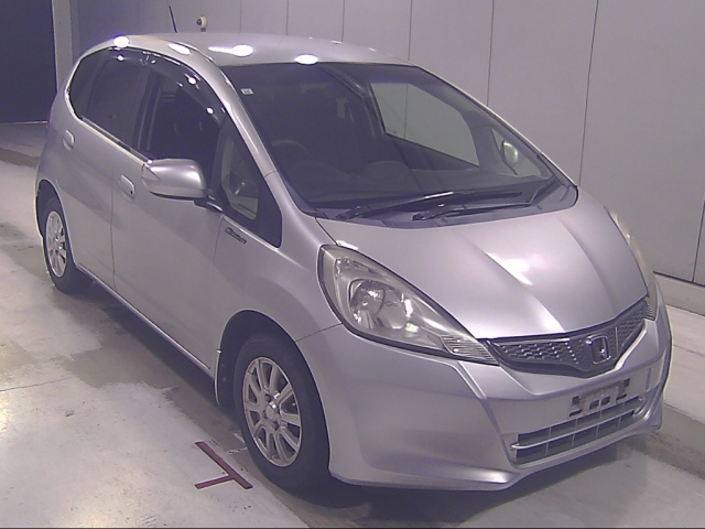 HONDA FIT — фото