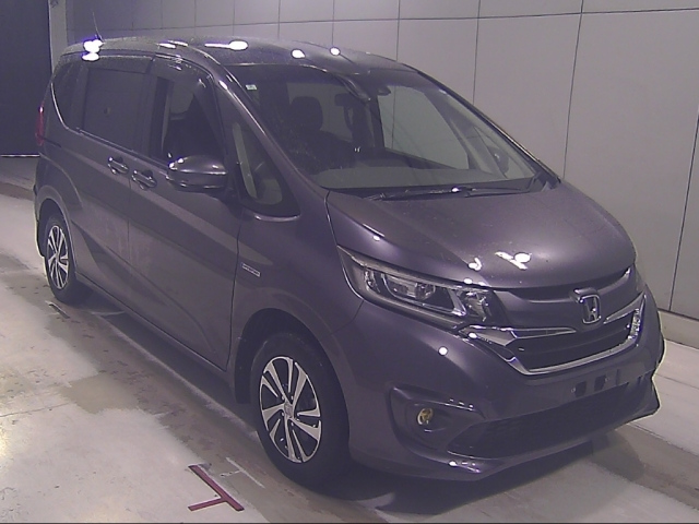 HONDA FREED — фото