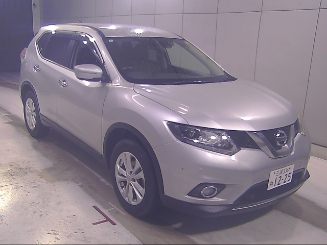 NISSAN X TRAIL — фото