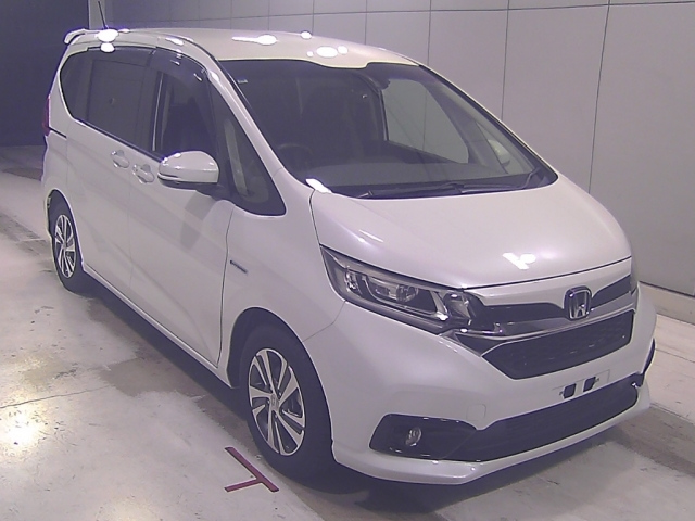 HONDA FREED — фото