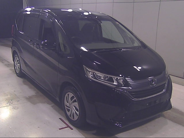HONDA FREED — фото