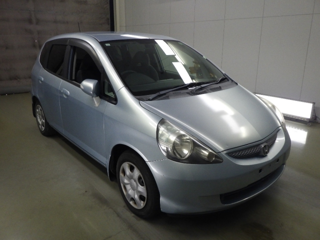 HONDA FIT — фото