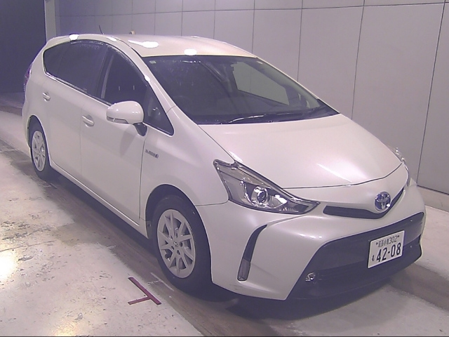 TOYOTA PRIUS — фото