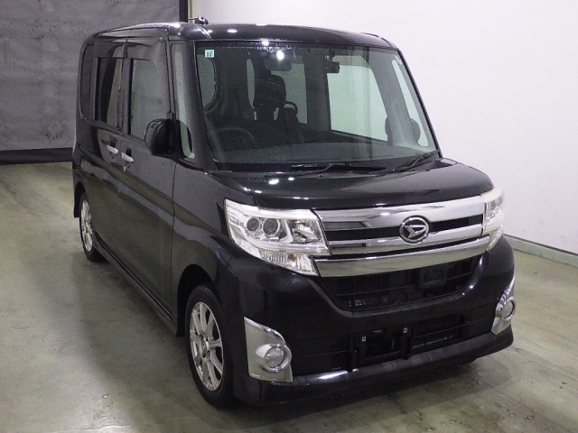 DAIHATSU TANTO — фото