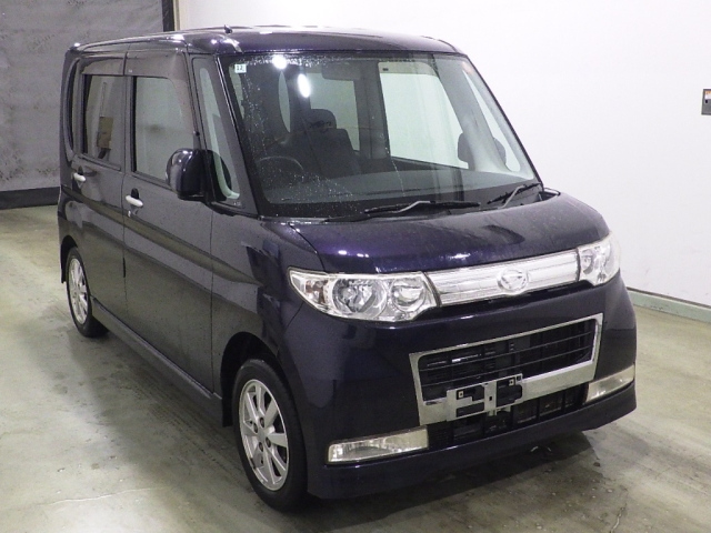 DAIHATSU TANTO — фото