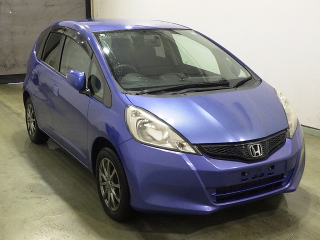 HONDA FIT — фото