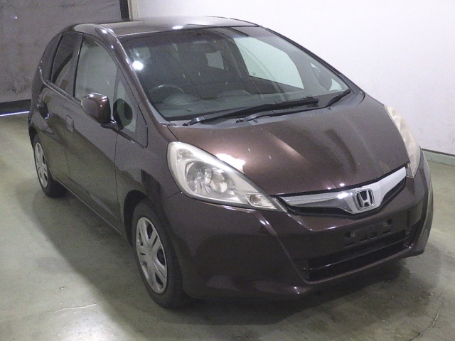 HONDA FIT — фото