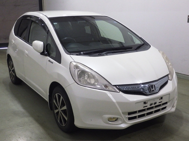 HONDA FIT — фото