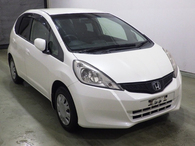 HONDA FIT — фото