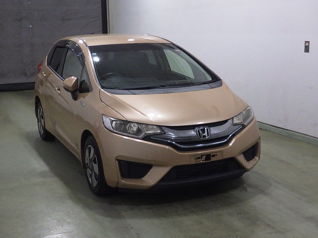 HONDA FIT — фото