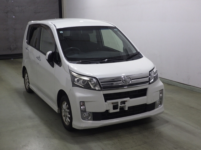 DAIHATSU MOVE — фото