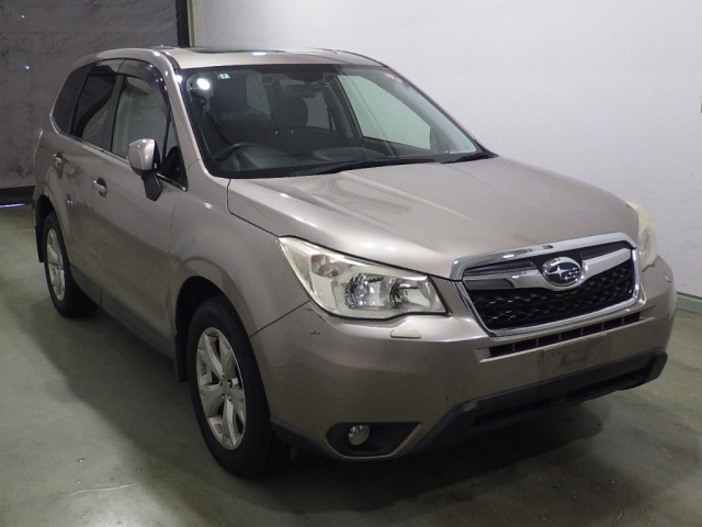 SUBARU FORESTER — фото