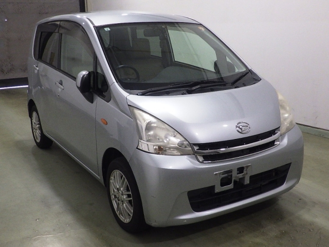 DAIHATSU MOVE — фото